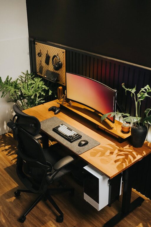 Tips for Creating a Cozy and Functional Home Workspace