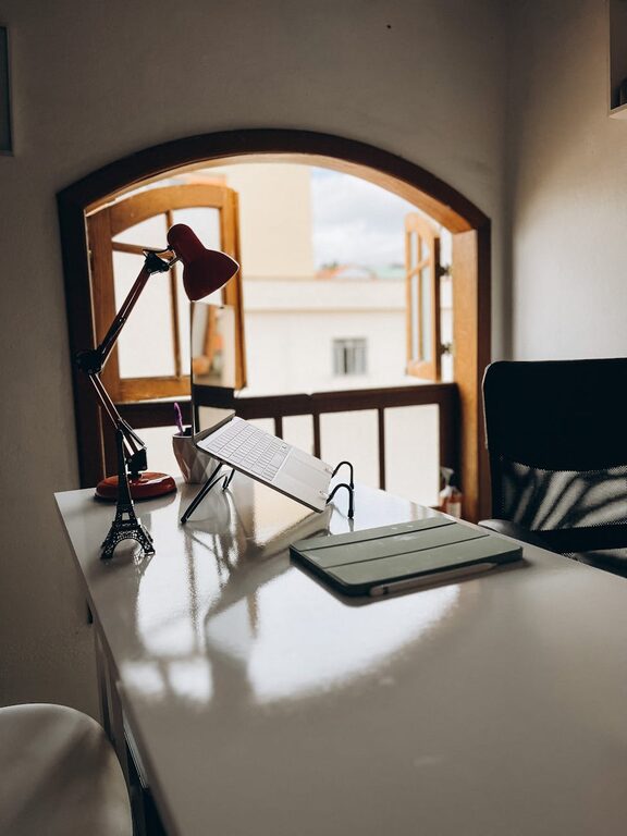 Tips for Creating a Cozy and Productive Home Office Space
